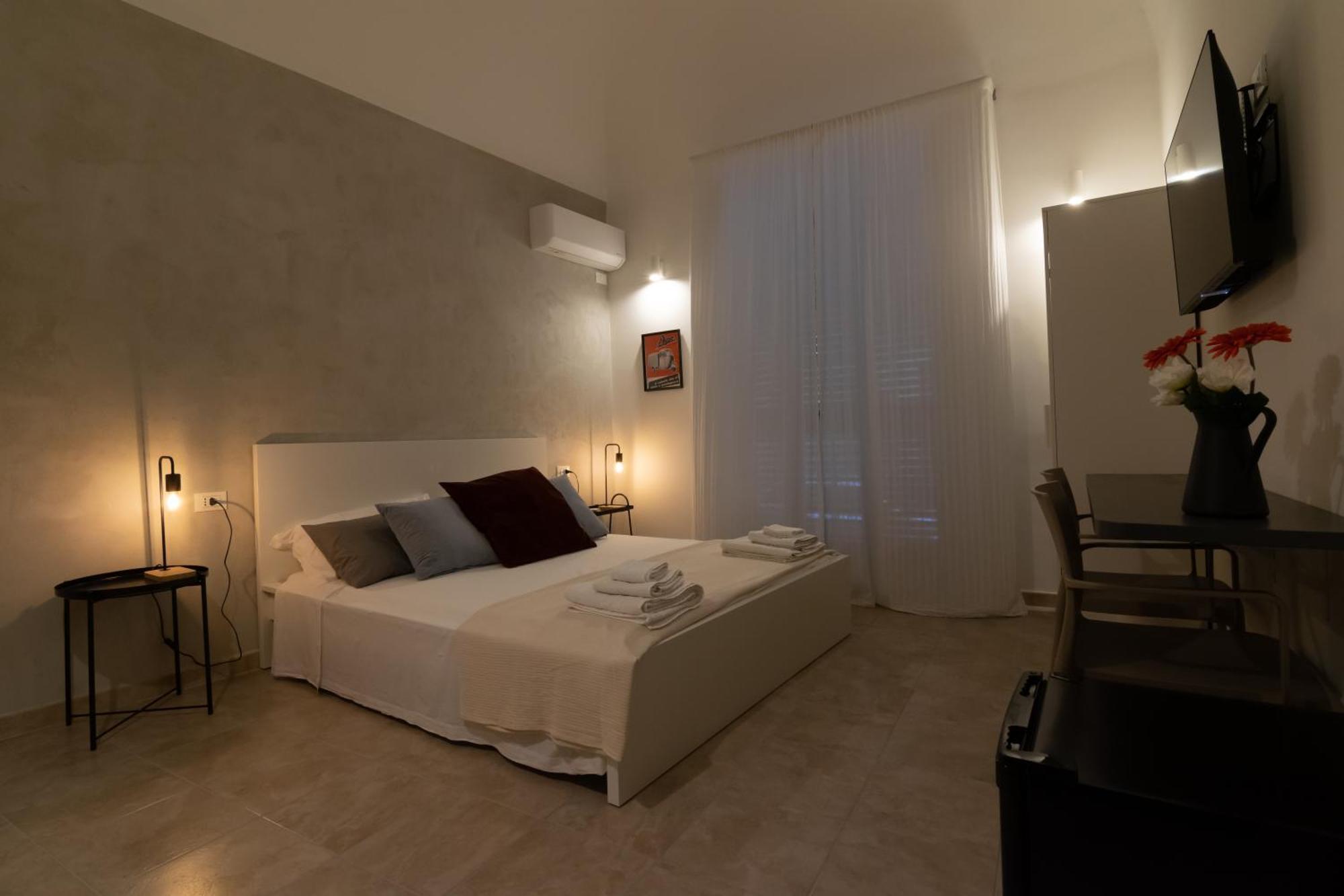 R-Home Exclusive Rooms Catania Esterno foto