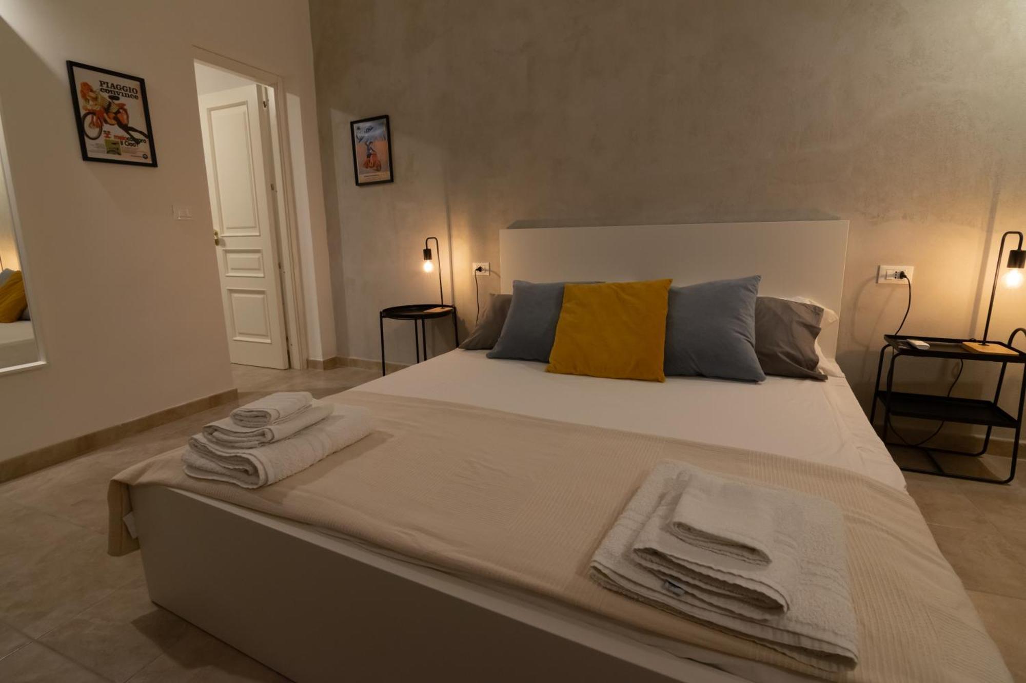 R-Home Exclusive Rooms Catania Esterno foto